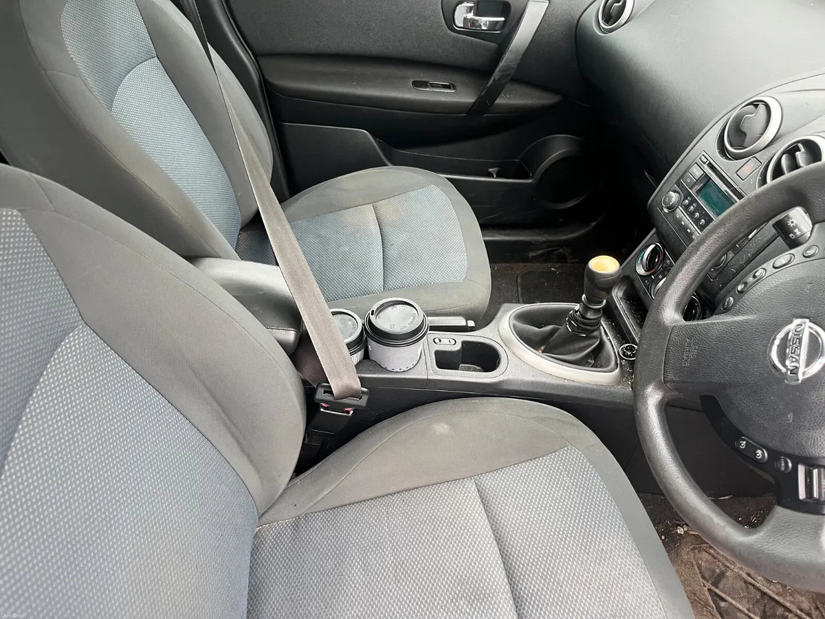 2013 Nissan Qashqai 1.5 dci *READ ADD* - Image 4