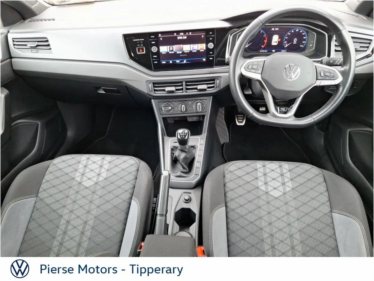 Volkswagen Polo 1.0 TSI 95HP R-Line - Image 4