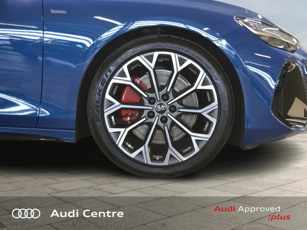 Audi A6 SAL E-HYBRID Q S LINE 220KW - Image 3