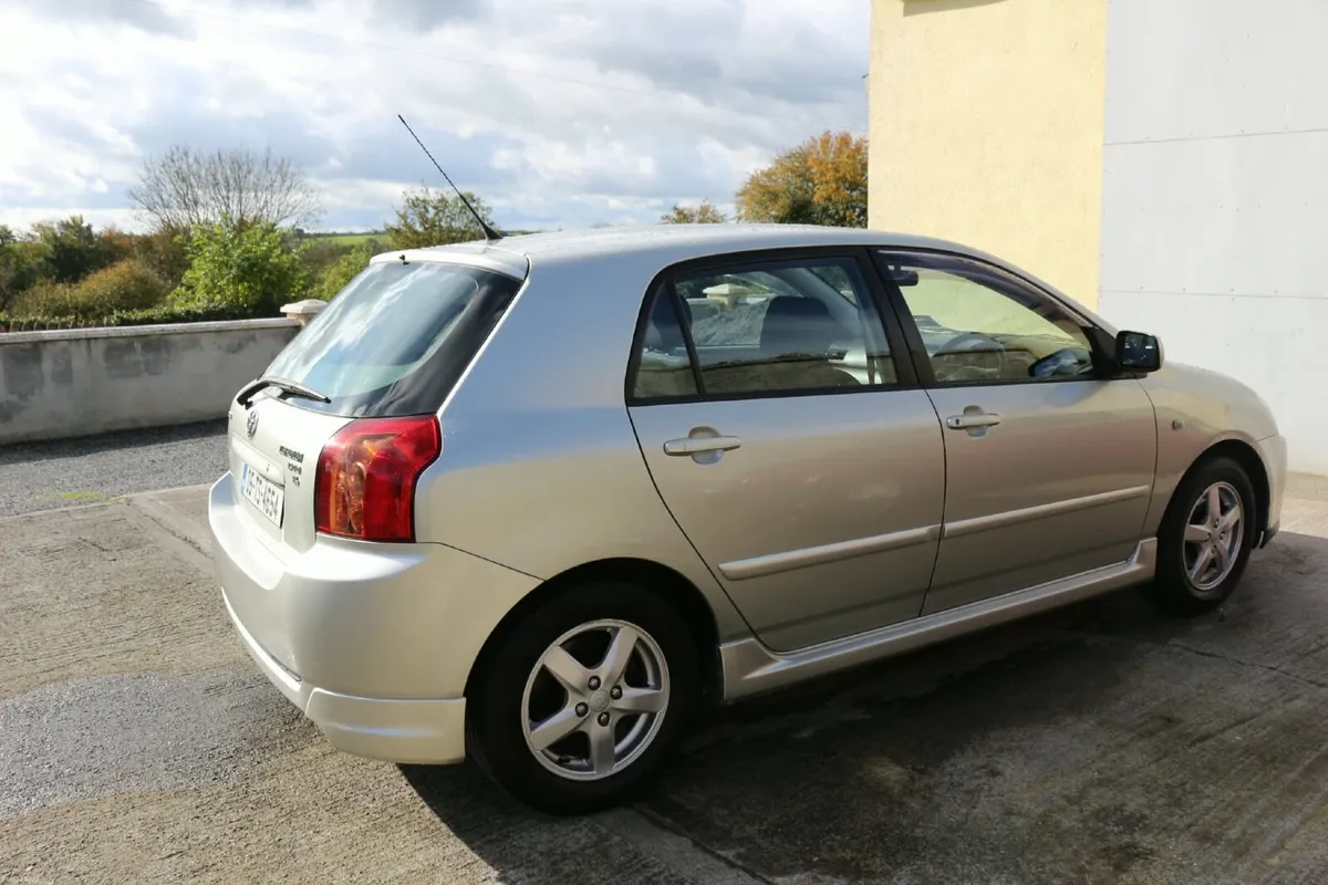 Toyota Corolla 2005 - Image 4