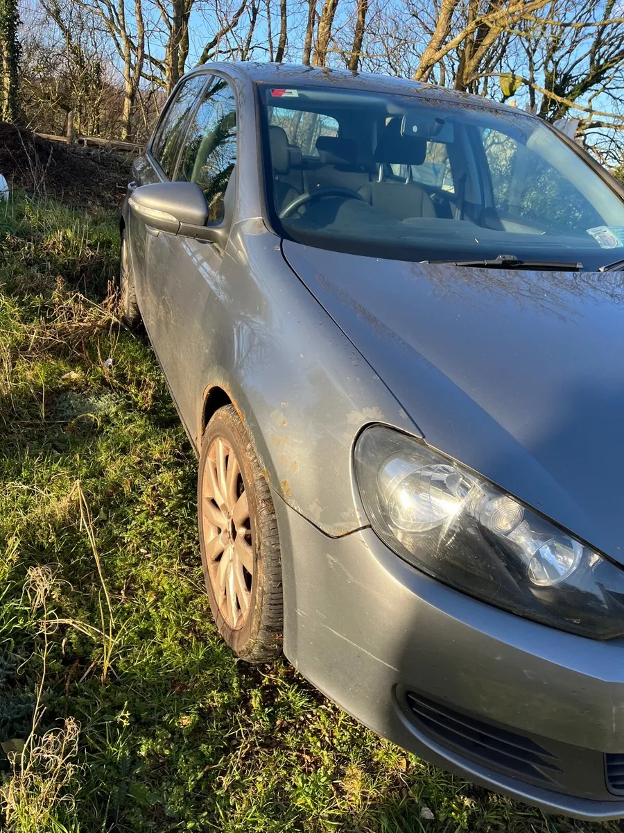 Volkswagen Golf 2010 - Image 3