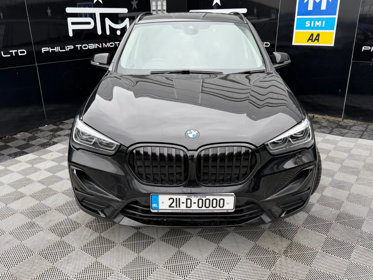 BMW X1 25e X Drive X Line Auto 220HP Black Pack - Image 4