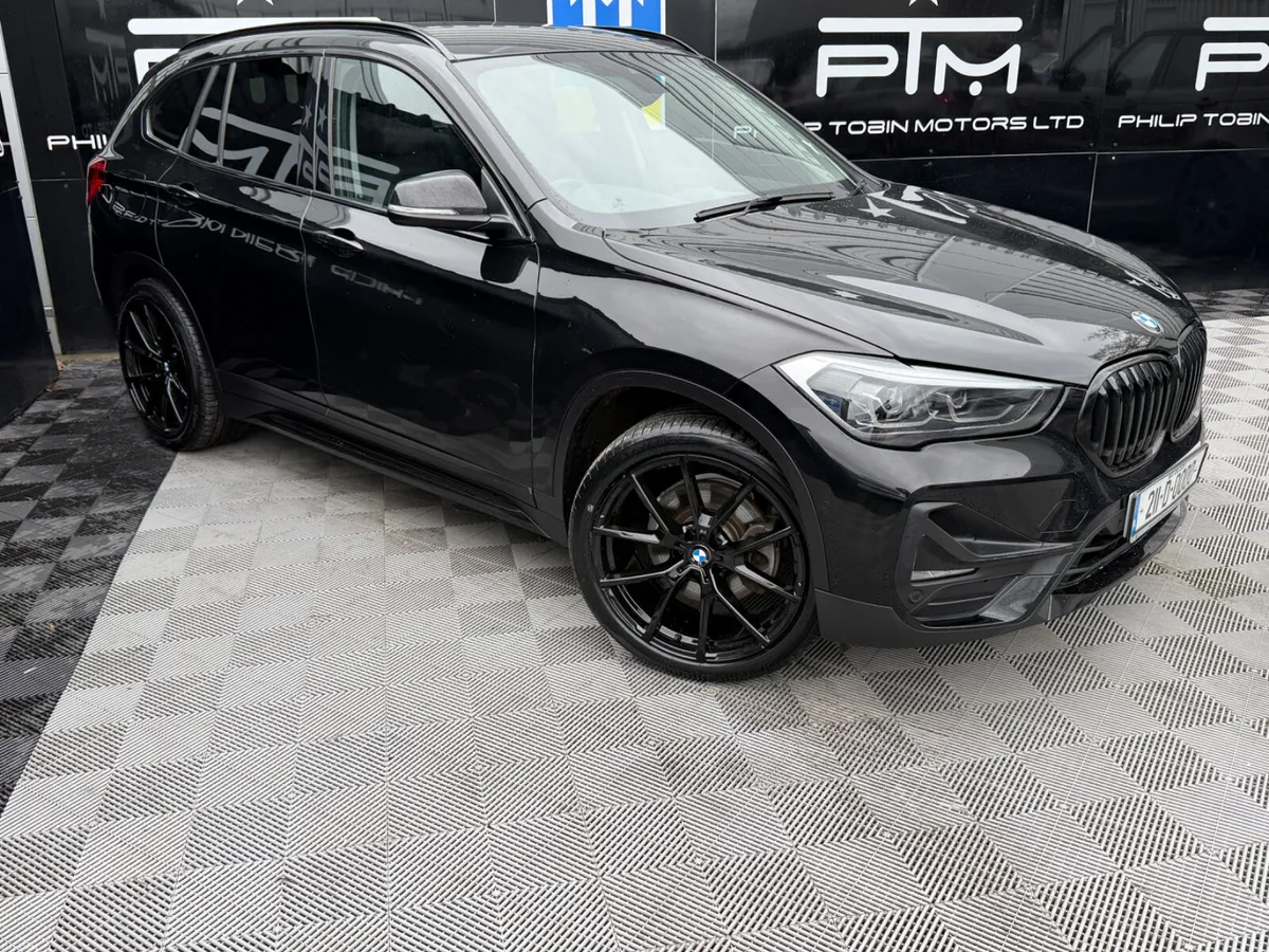 BMW X1 25e X Drive X Line Auto 220HP Black Pack - Image 3