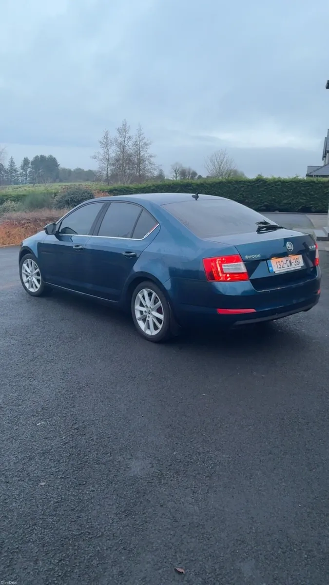 Skoda Octavia 2.0 Auto DSG - Image 3