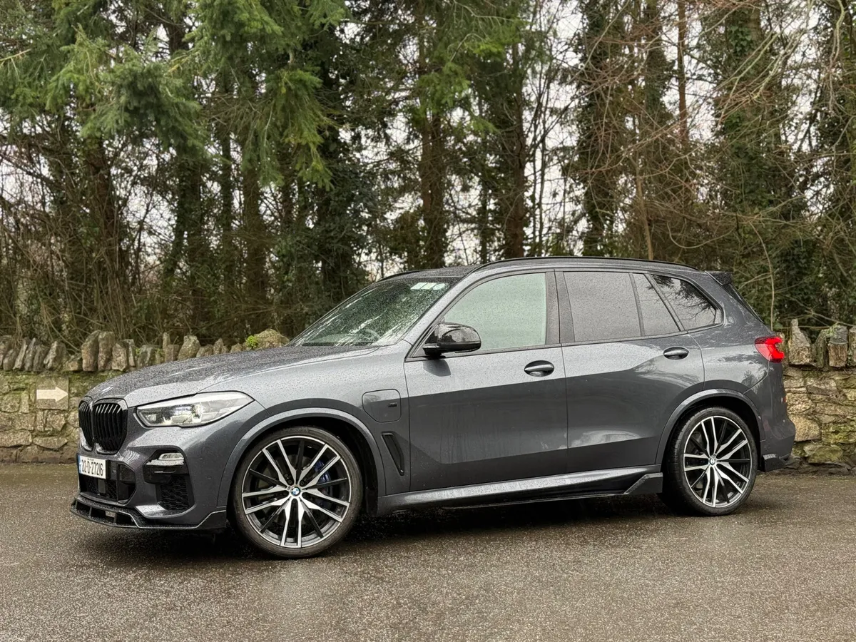 2021 BMW X5 xDrive45e M Sport - Image 2