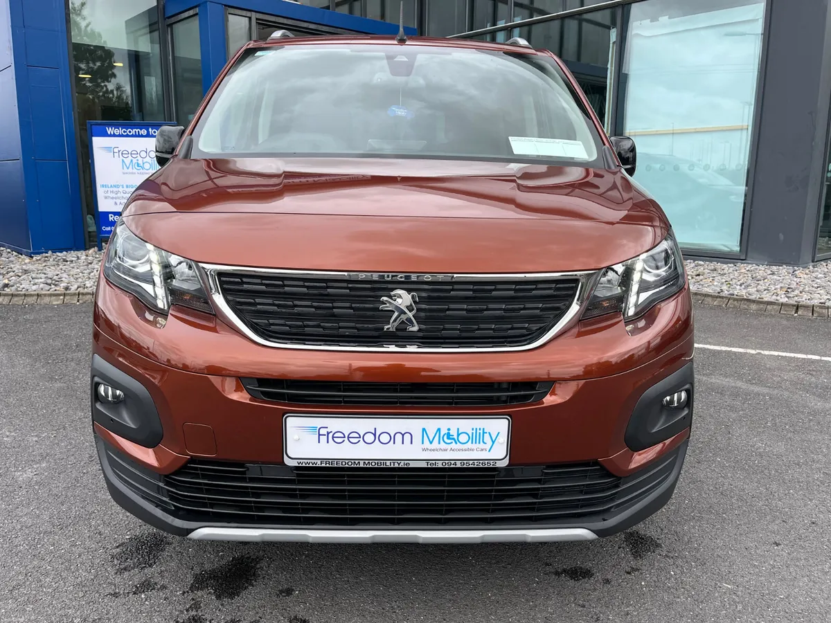 Peugeot Rifter 2022 Wheelchair accessible - Image 2