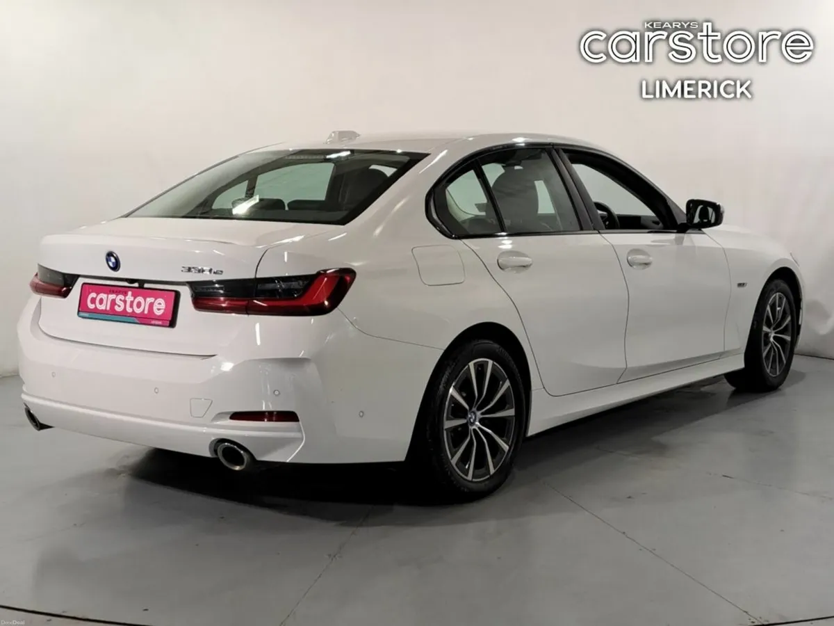 BMW 3-Series 330 E Sport Auto  330 e Sport  330 e - Image 3