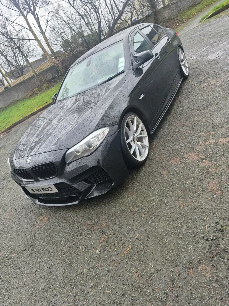 BMW 520D - Image 2
