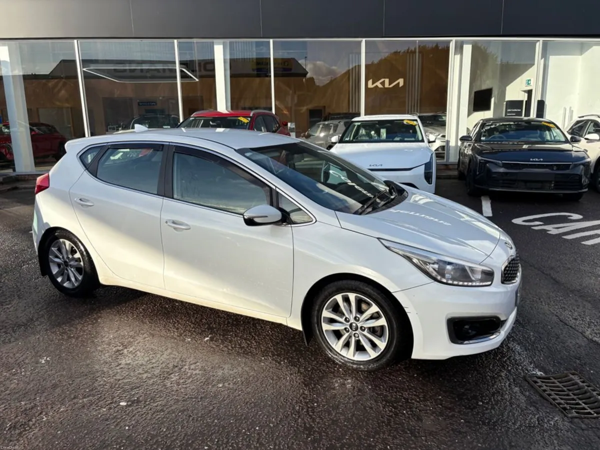 Kia Ceed ISG 2 2018 (181) - Image 1