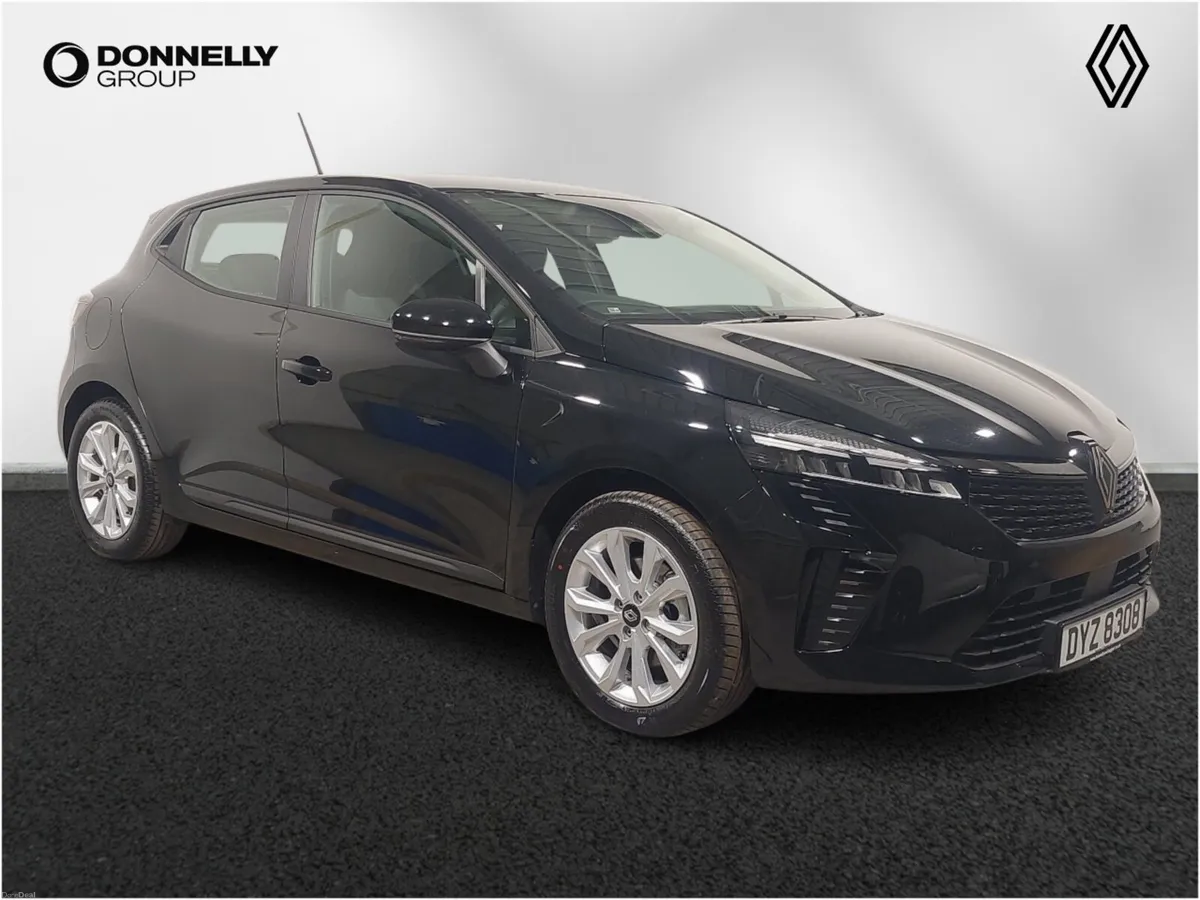 Renault Clio Hatchback Evolution - Image 1