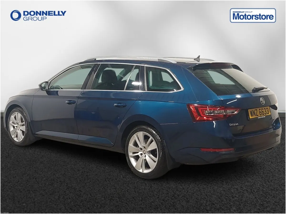 Skoda SUPERB Diesel Estate SE L Executive - Image 2
