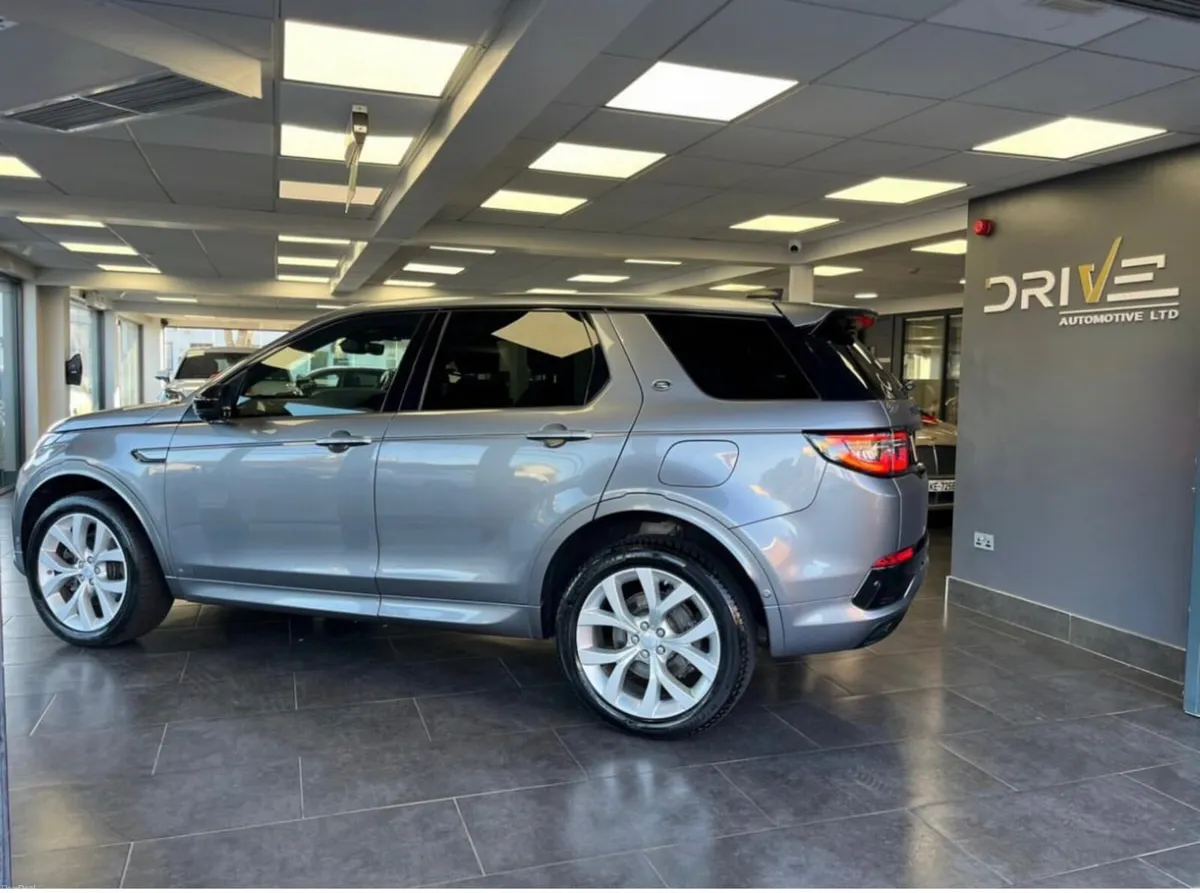Land Rover Discovery Sport 2021 1.5  SE R-Dynamic - Image 4
