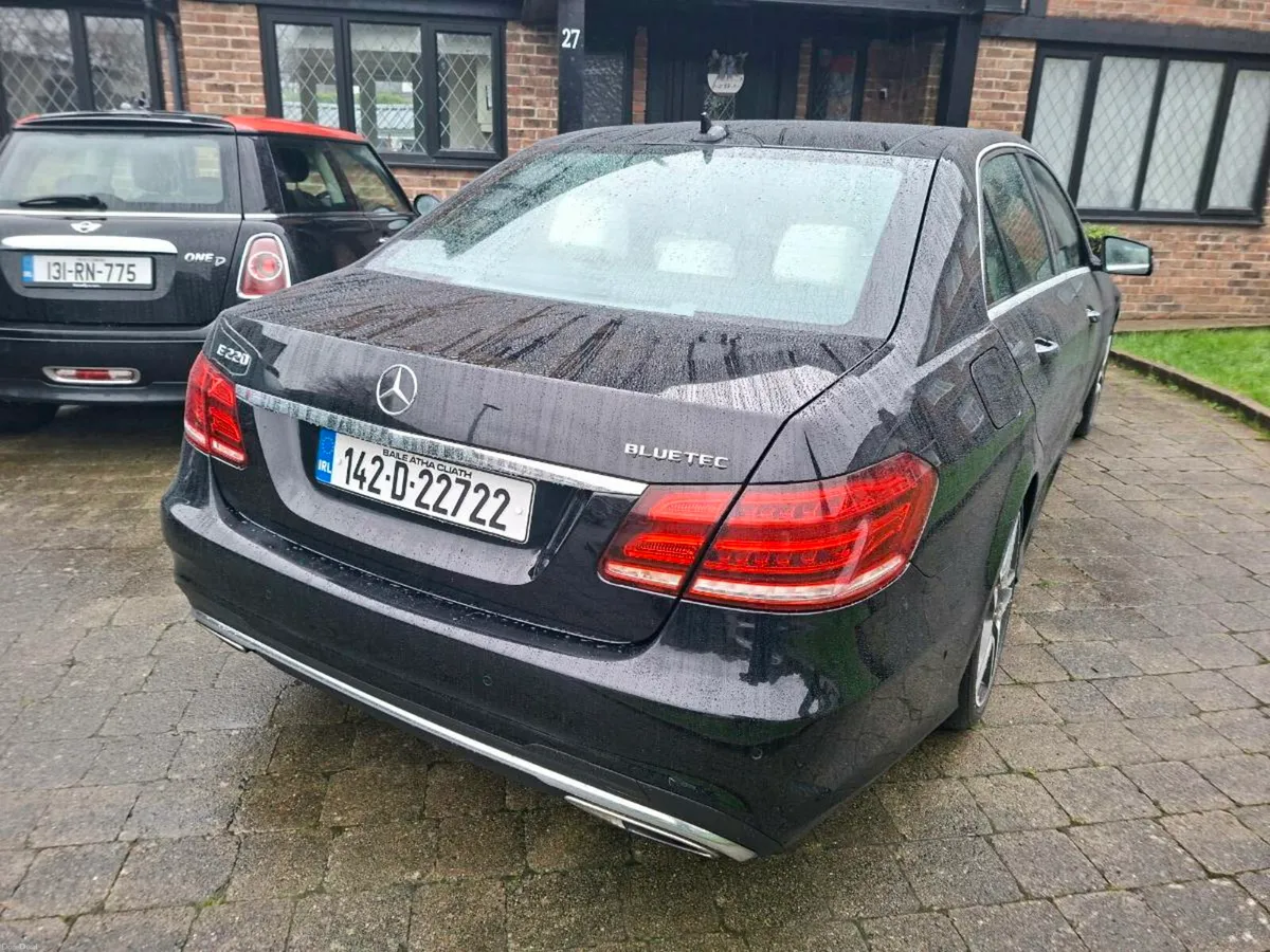 MERCEDES E220 CDI 2014 VERY CLEAN CAR - Image 3