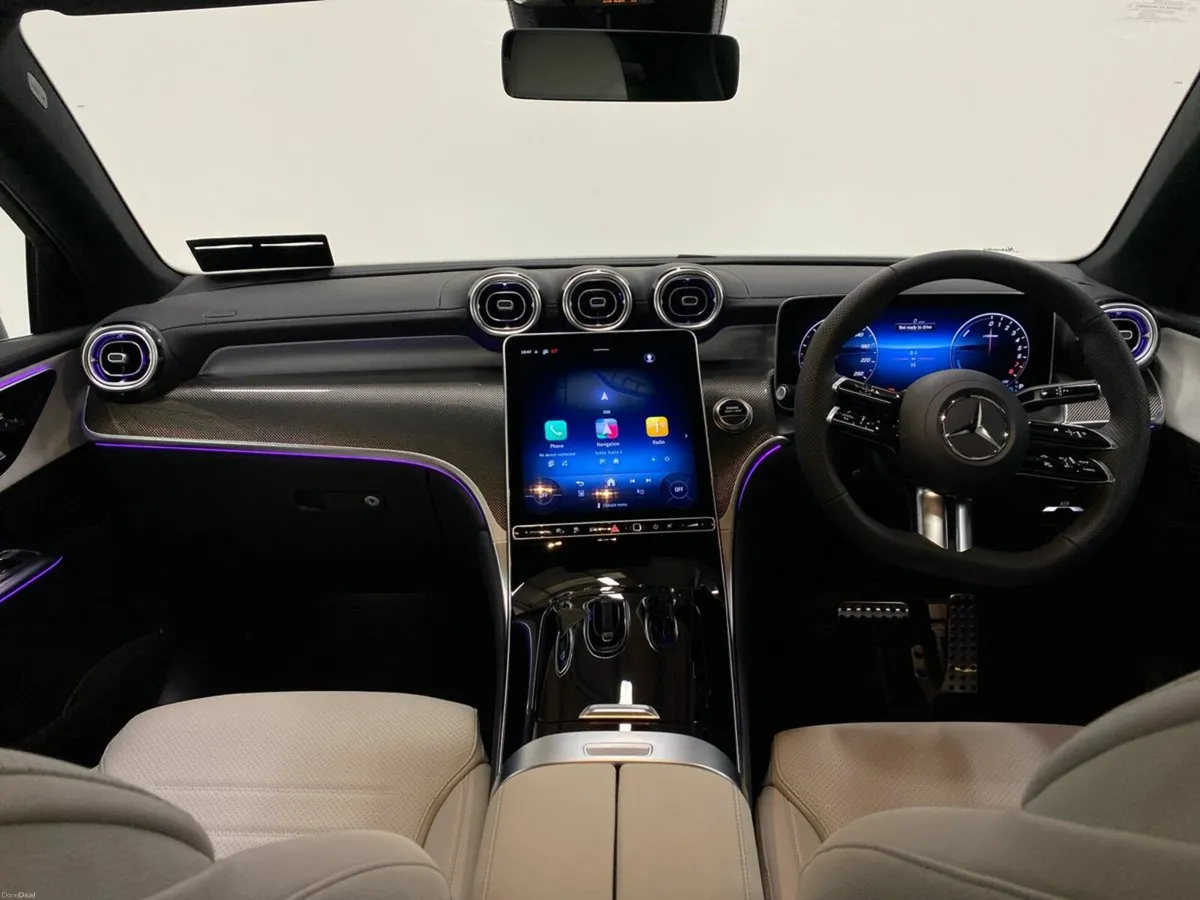 Mercedes-Benz GLC GLC 300e 4MATIC COUPE AMG LINE - Image 4