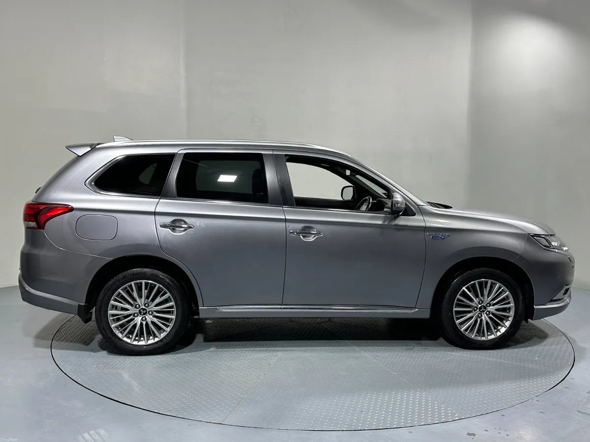 Mitsubishi Outlander 2020 - Image 4