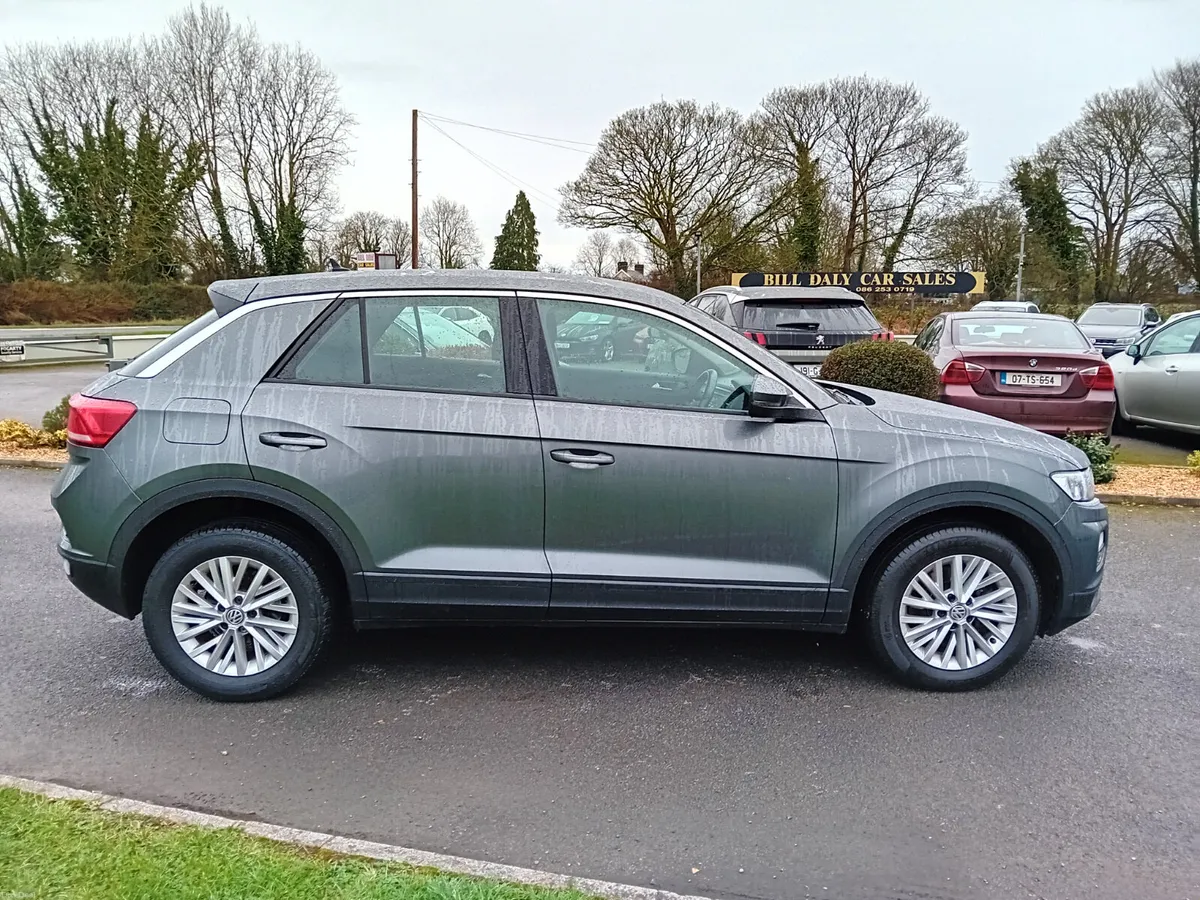 Volkswagen T-Roc 2018 - Image 4