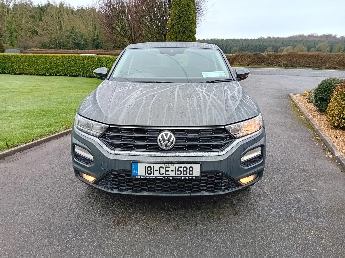 Volkswagen T-Roc 2018 - Image 2