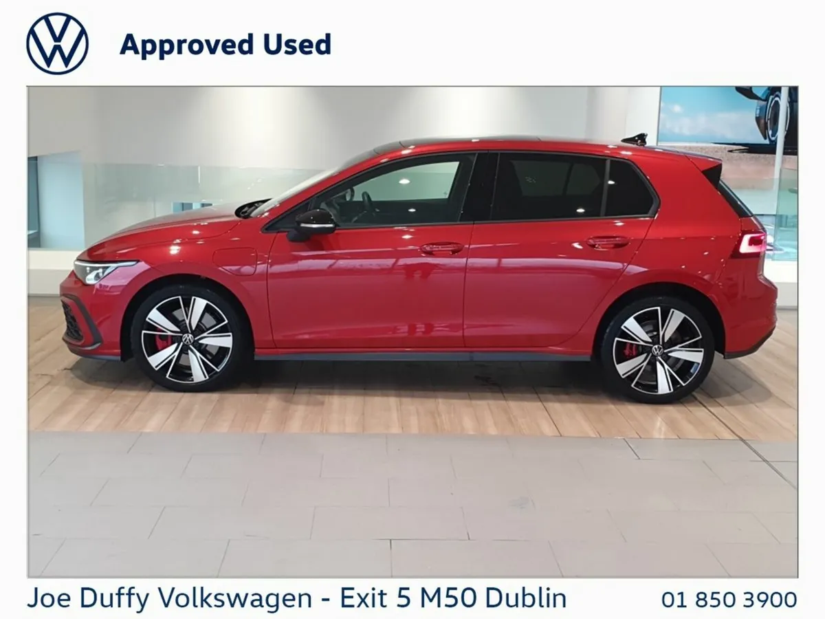 Volkswagen Golf GTE 1.4 TSI PHEV 245HP AUTO - Image 5