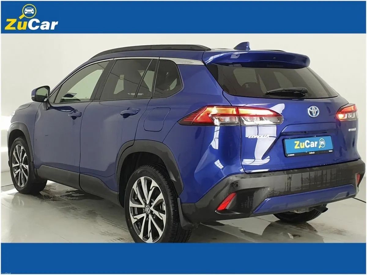 Toyota Corolla 1.8 Hybrid Luna Hatchback - Image 3