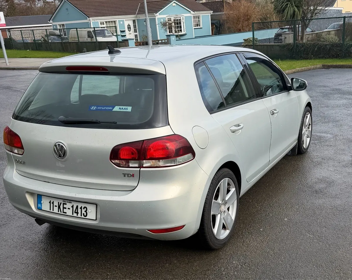 Volkswagen golf 1.6 diesel highline - Image 3
