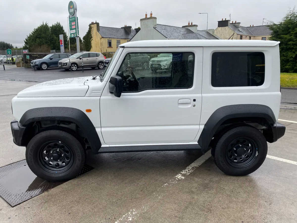 2024, Suzuki Jimny - Image 4