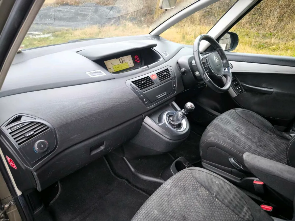 Citroen C4 Picasso 7 seater - Image 2