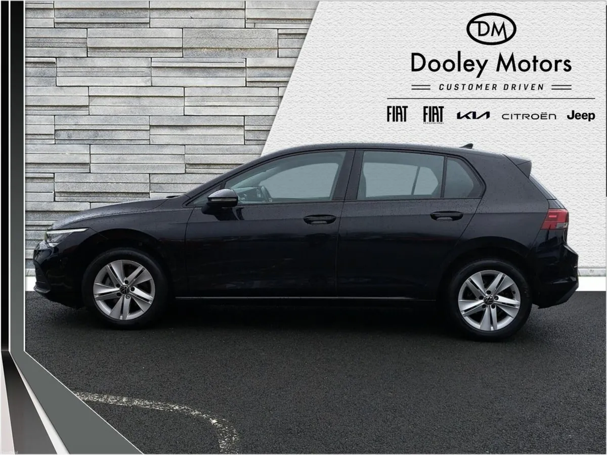 Volkswagen Golf 1.0 eTSI 110HP Life DSG MHEV - Image 4