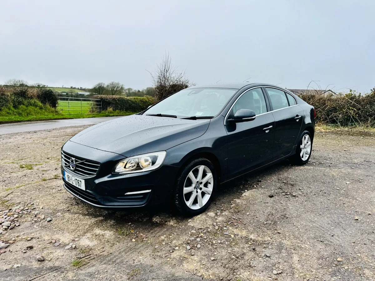 Volvo S60 - Image 2