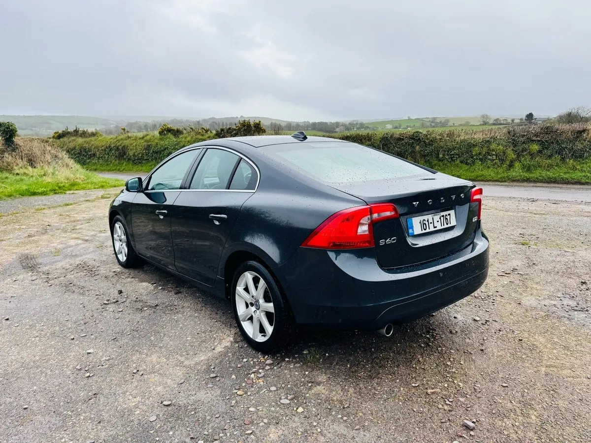 Volvo S60 - Image 3