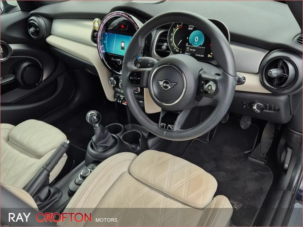 Mini Cooper Cooper Exclusive - Image 3