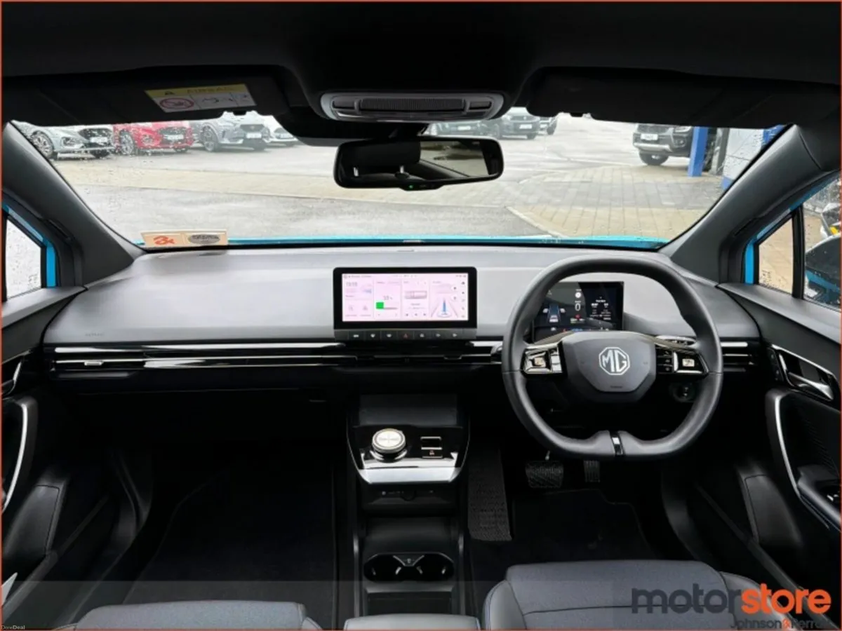 MG MG4 MG4 LR Exclusive **TOP SPEC ** - Image 4
