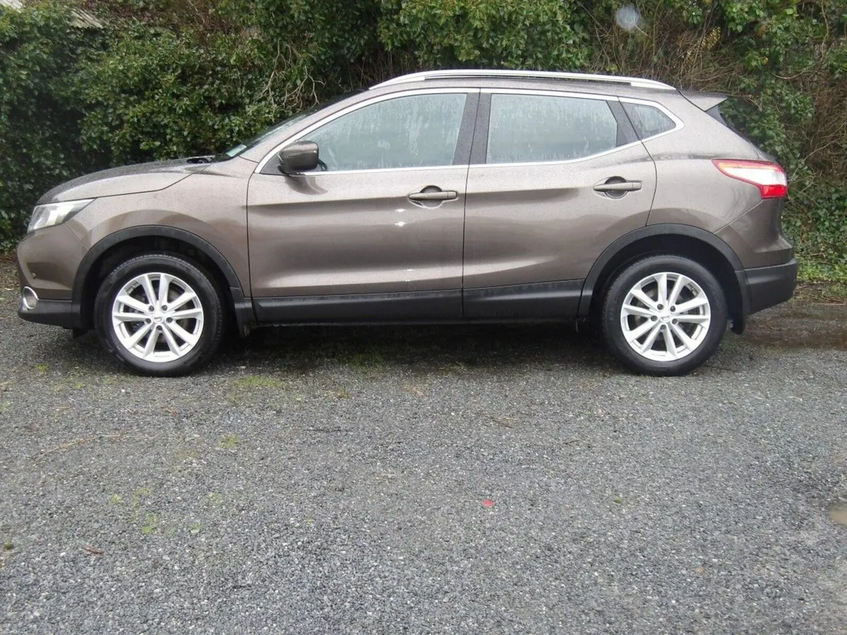 Nissan Qashqai 1.5 DSL SV - Image 1