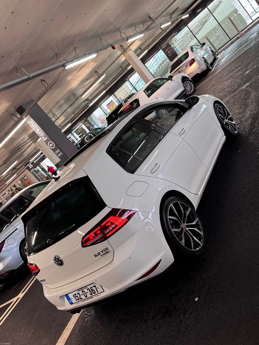 2015 Highline Vw Golf - Image 4