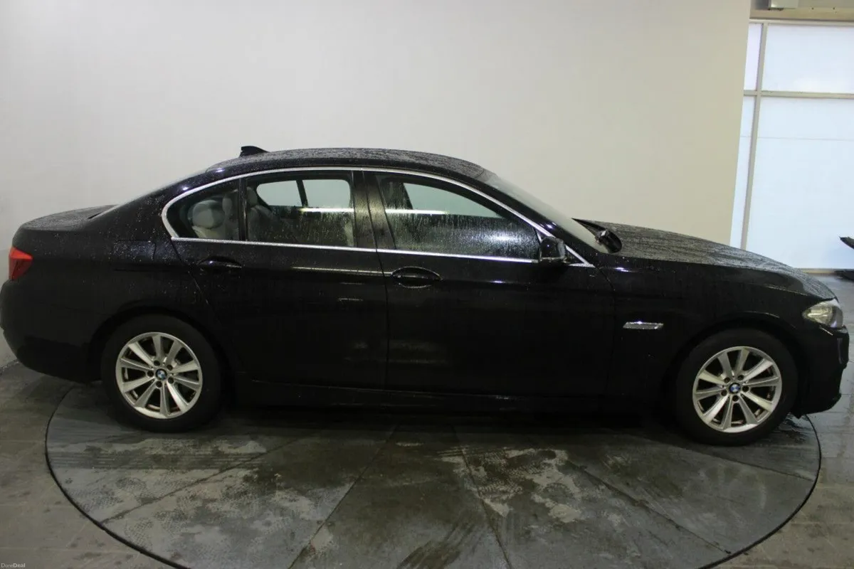 BMW 5-Series 518d SE MANUAL - TENDER 42 - Image 3