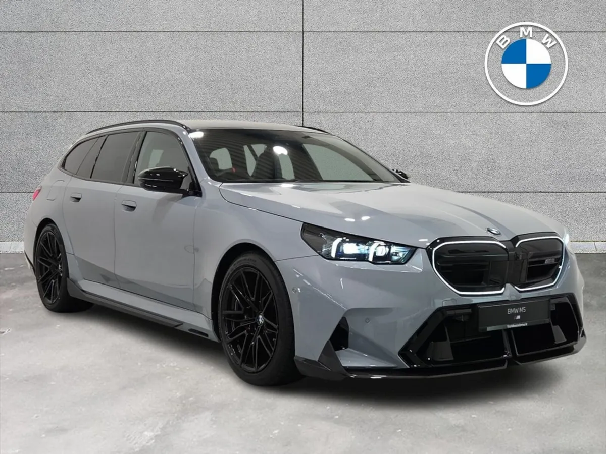 BMW M5 M5 Touring - Image 1