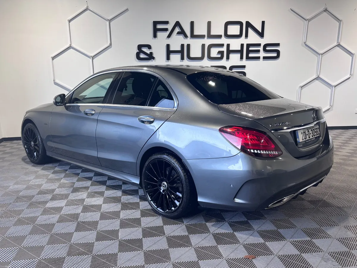 MERCEDES BENZ C CLASS 300DE AMG LINE ED PREMIUM - Image 4