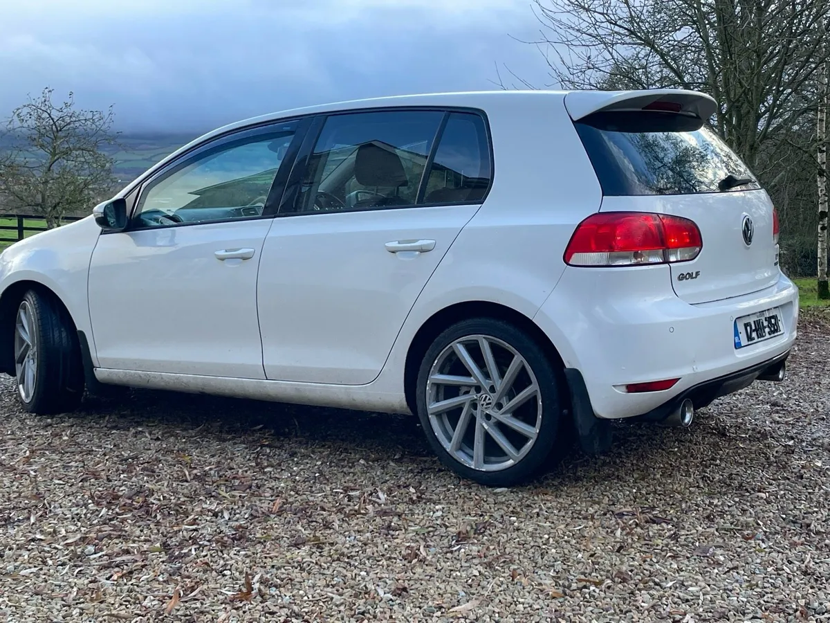 Volkswagen Golf - Image 1