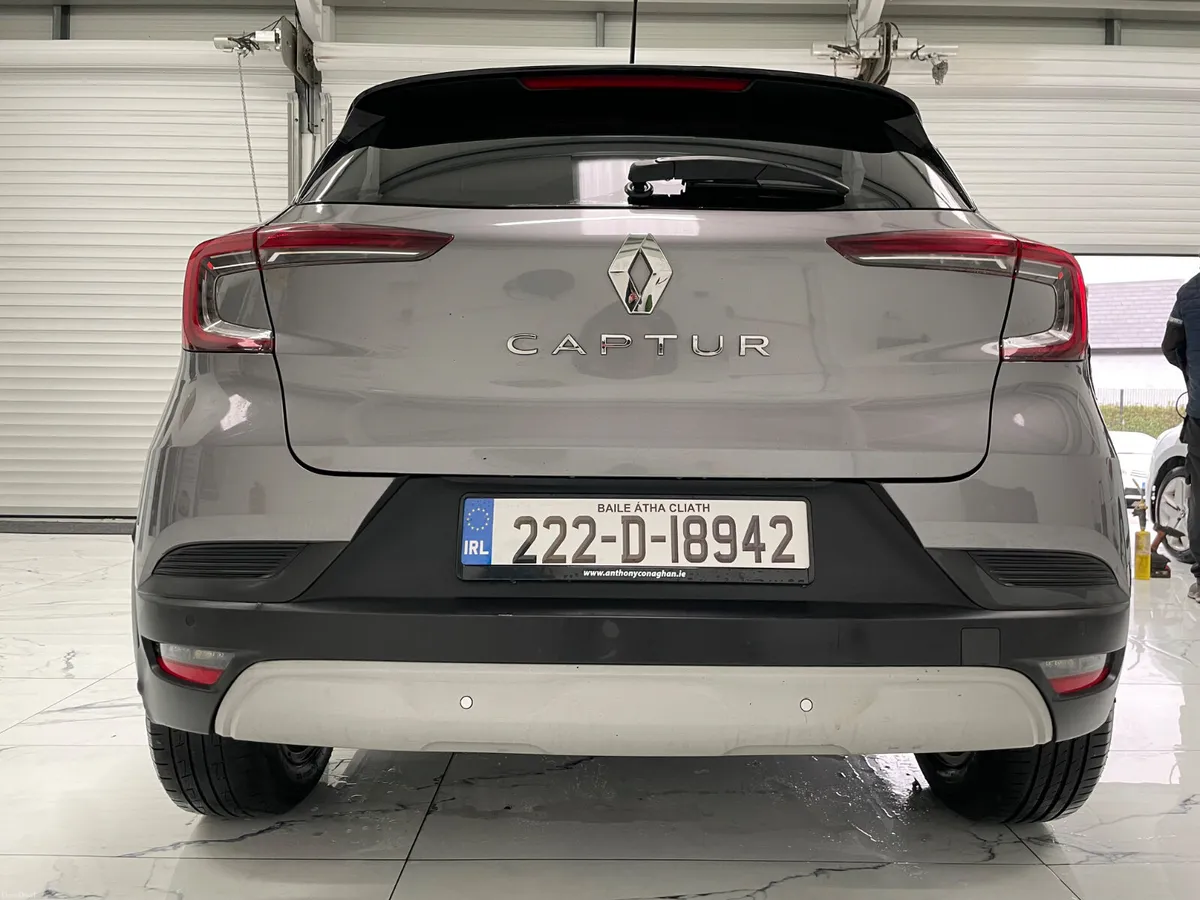 Renault Captur 2022 - Image 4