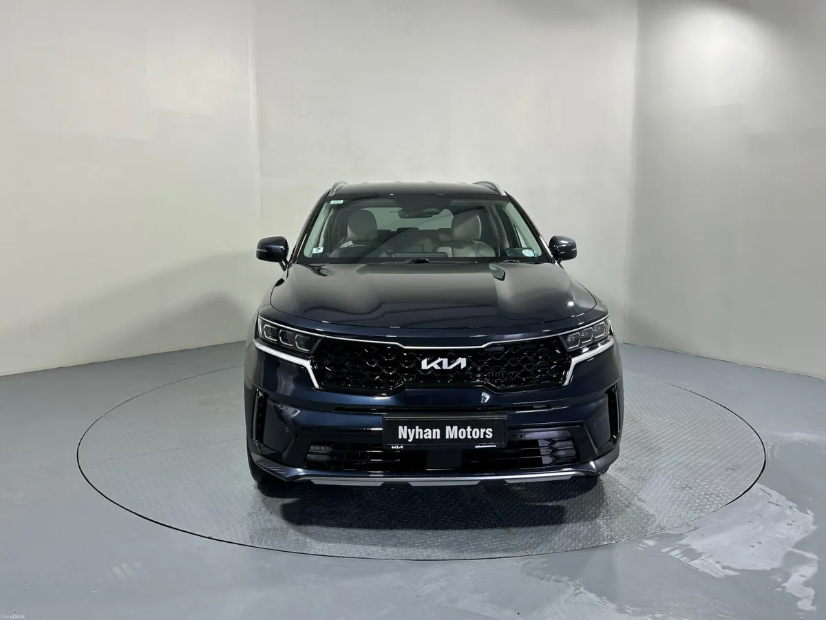 Kia Sorento 2023 - Image 2