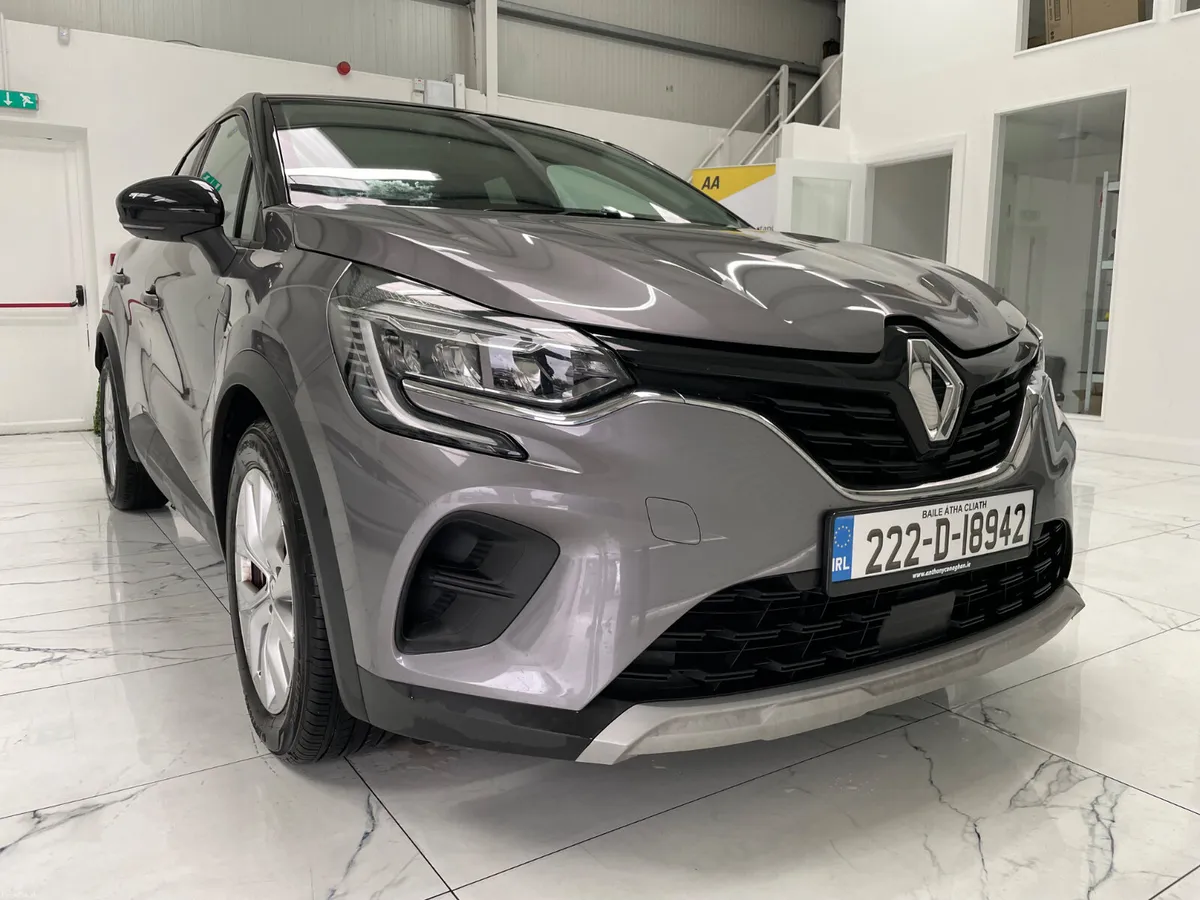 Renault Captur 2022 - Image 1