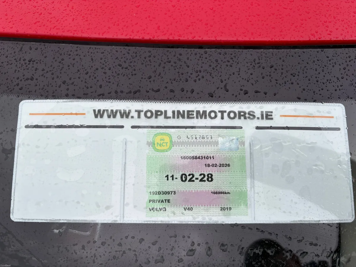 ///VOLVO V40 2.0 DIESEL//HUGE SPEC//AUTO// - Image 2