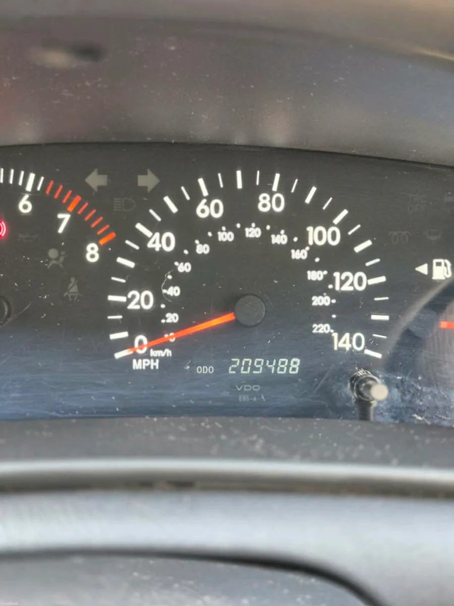 Toyota Corolla - Image 2