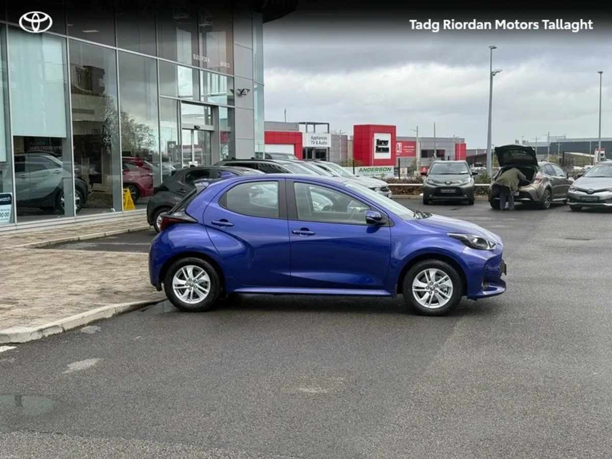 Toyota Yaris Yaris Hybrid 115 Luna - Image 3