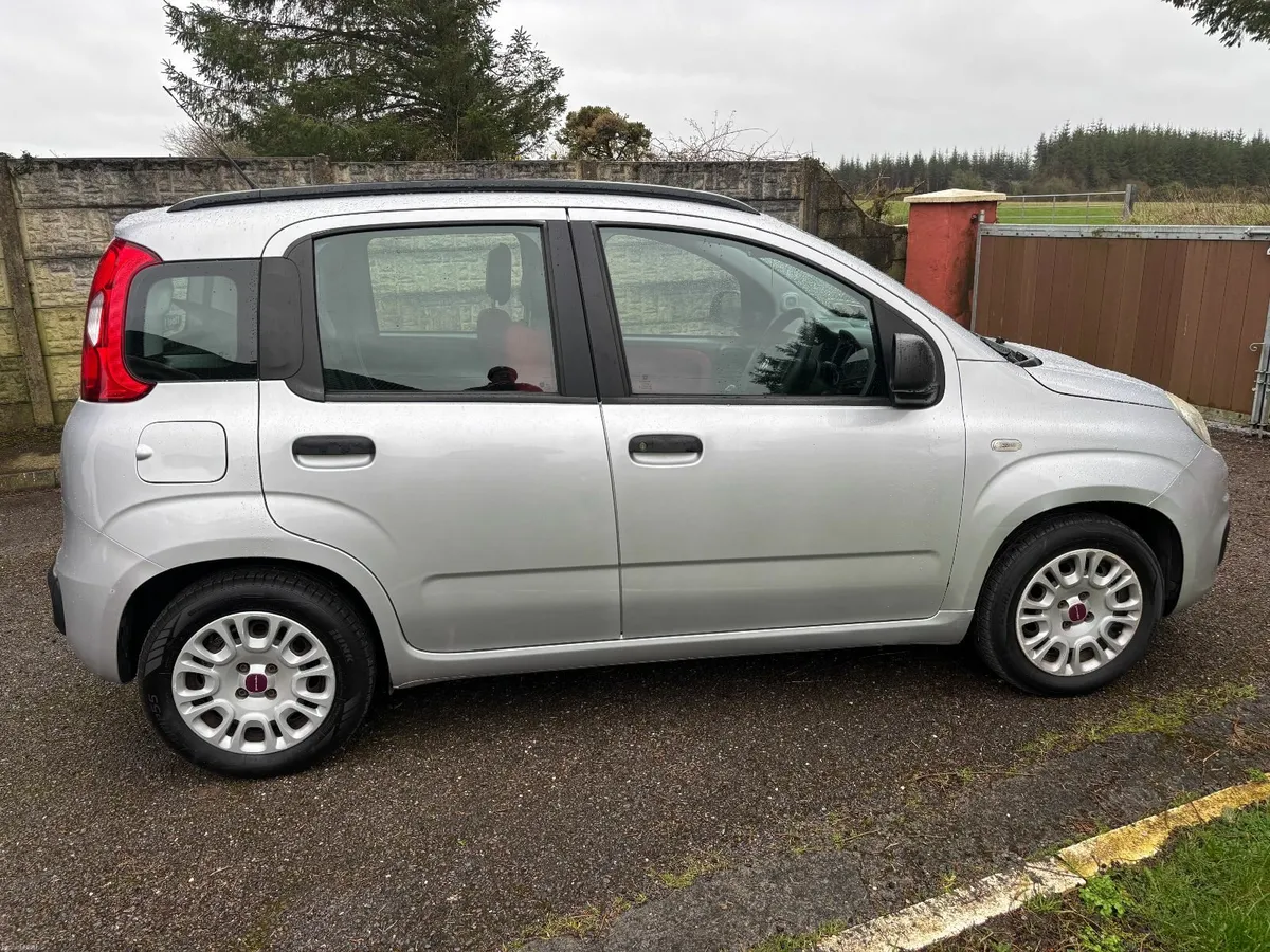 Low miles Fiat Panda 2013  1.2 petrol - Image 4
