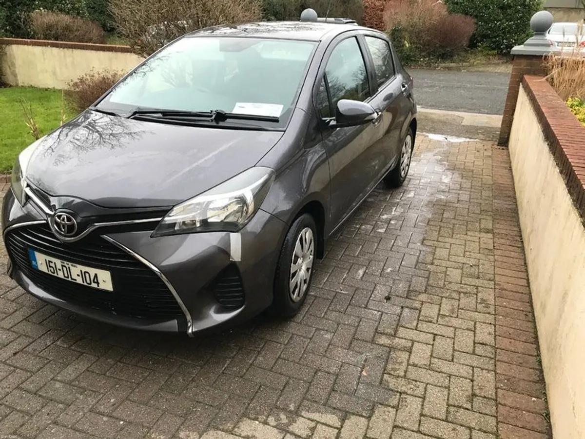 2015 Toyota Yaris - Image 3
