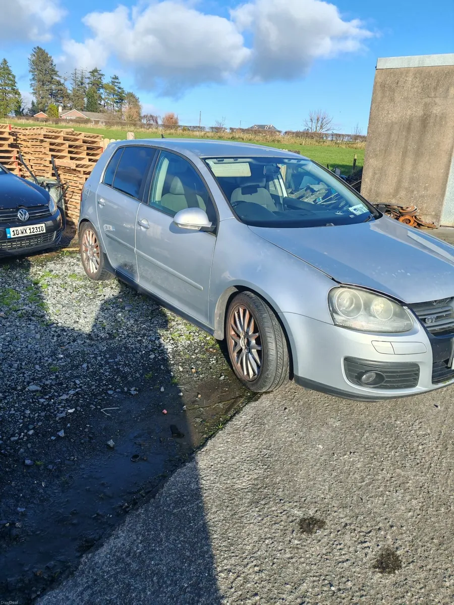 Volkswagen Golf 2008 - Image 2