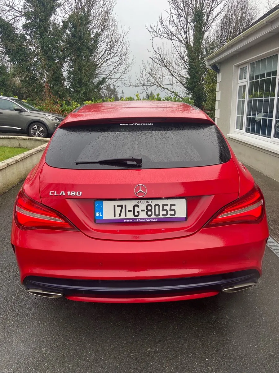 Mercedes CLA 180 AMG Line - Image 3