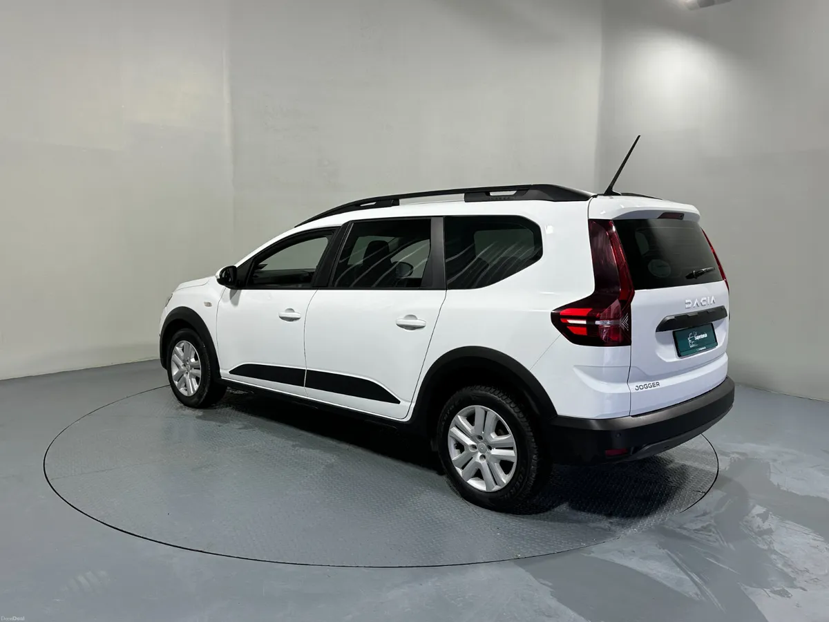 Dacia Jogger Expression 7 Seater 1.0 Petrol 241 - Image 6