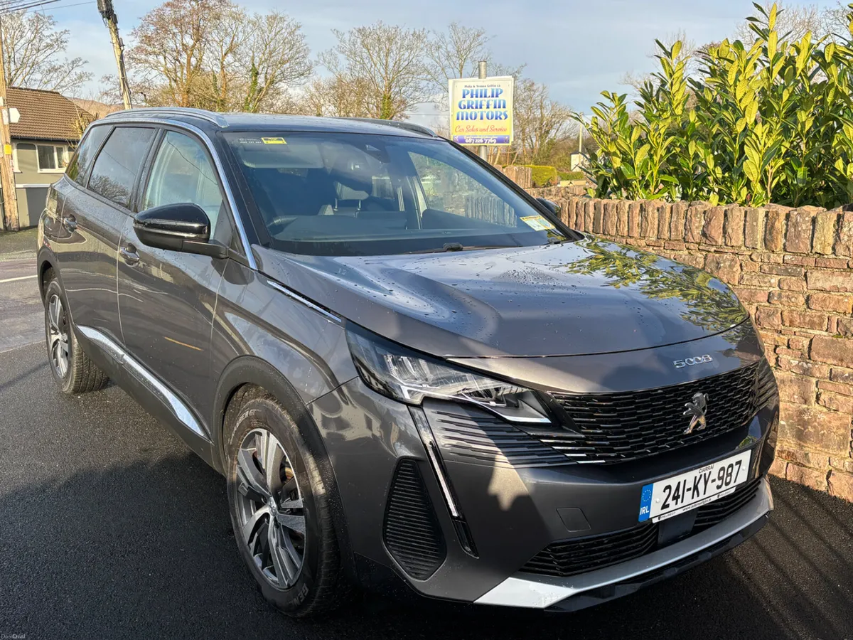 2024 Peugeot 5008 Auto Petrol Hybrid only 29000kms - Image 1