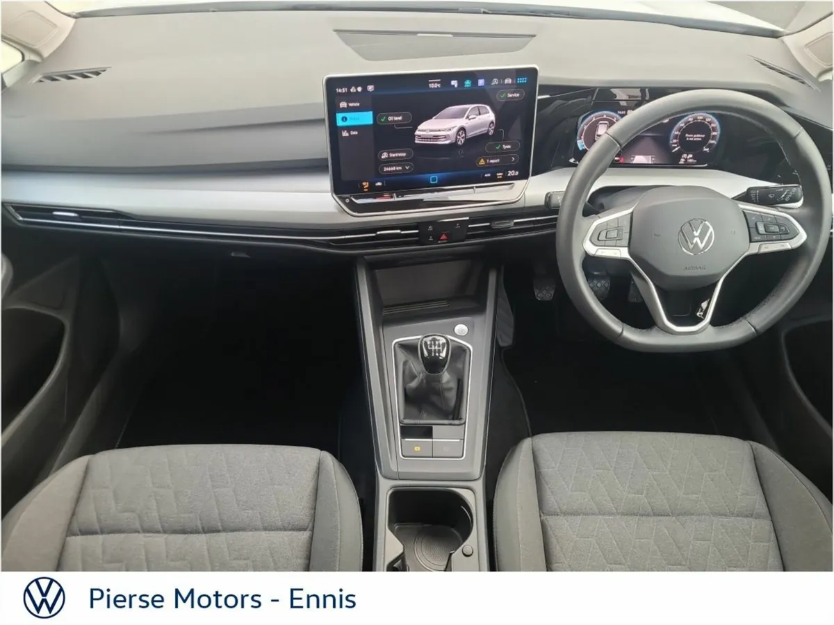 Volkswagen Golf GOLF LAUNCH EDITION 1.5 TSI 115HP - Image 4